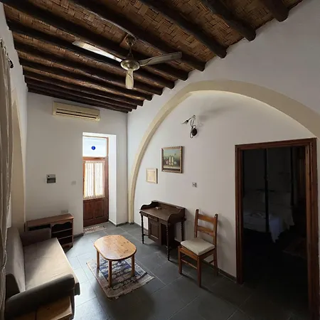 בית נופש Kyrenia Palace Homes *